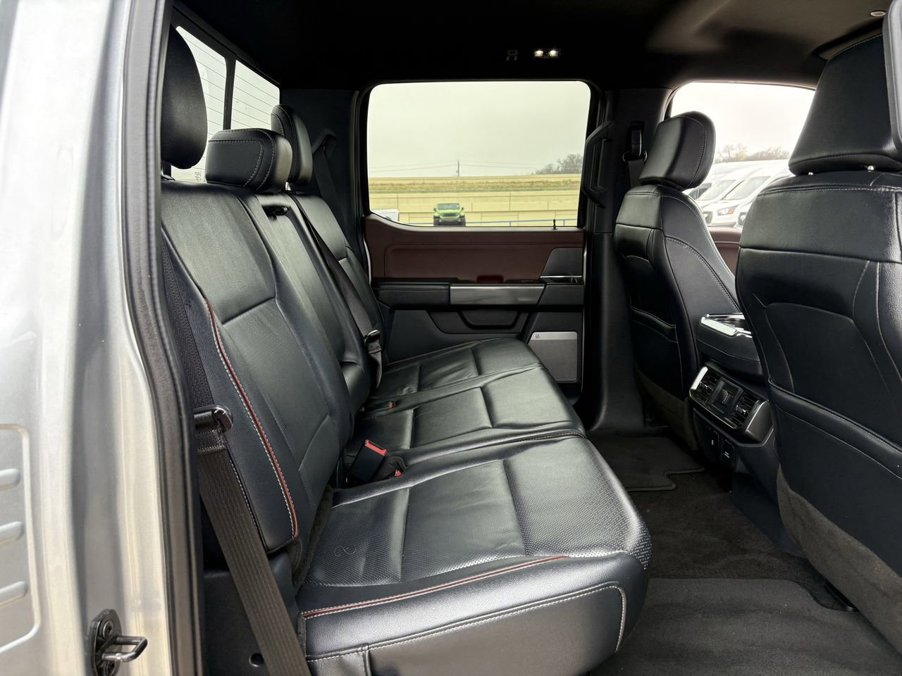 Used 2022 Ford F150 Lariat image 31