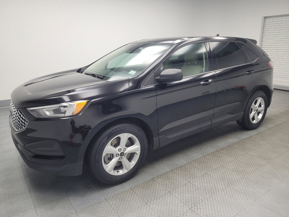 Used 2024 Ford Edge SE image 2