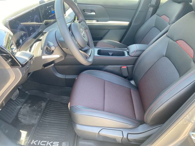 New 2026 Nissan Kicks SR AWD/4WD image 10