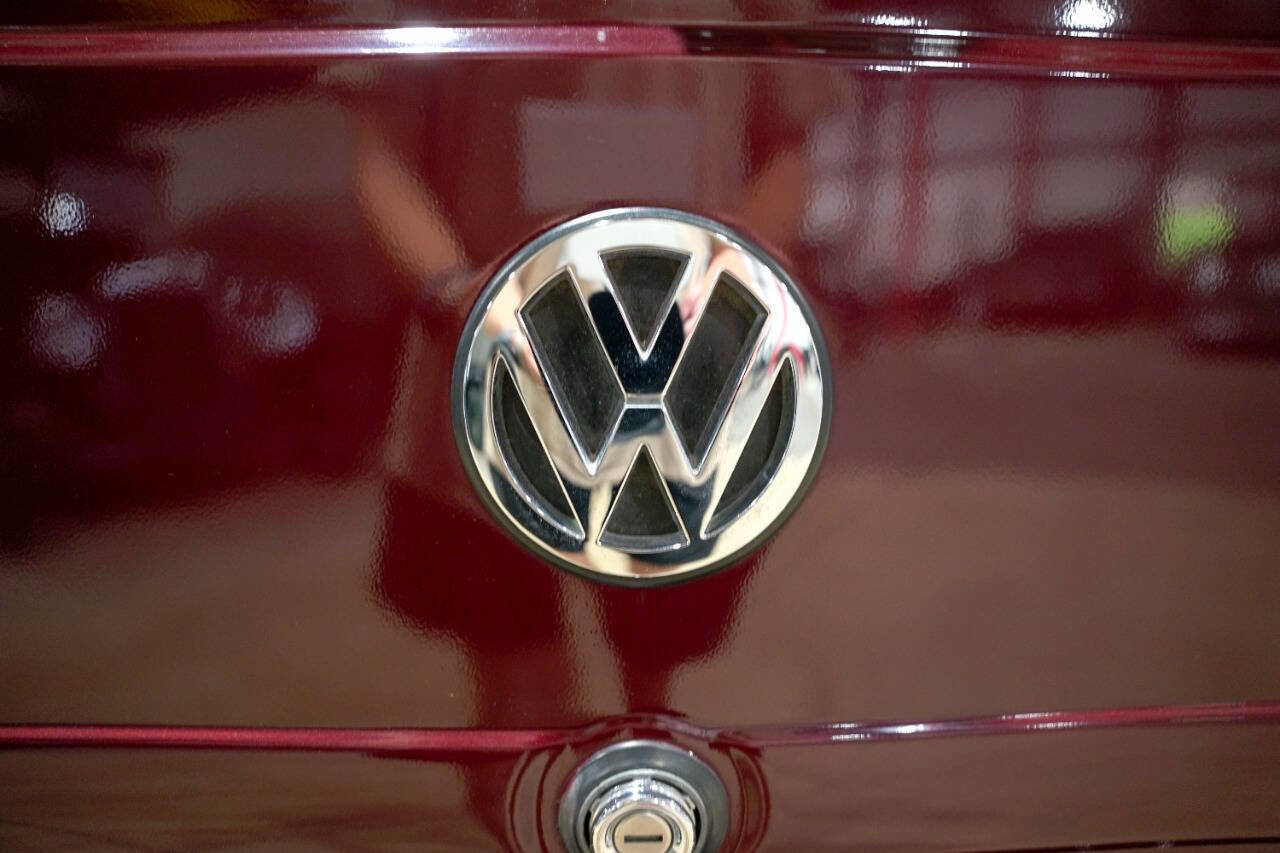 Used 1990 Volkswagen Vanagon Multi-Van image 18