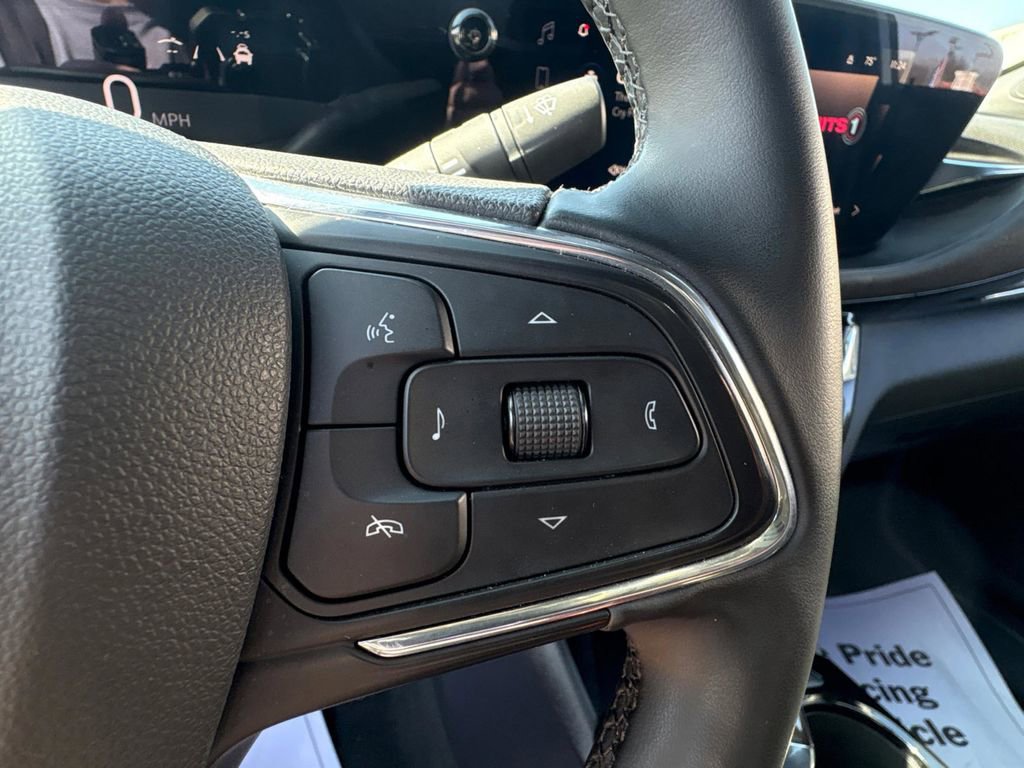 Used 2025 Buick Envista Sport Touring w/ Convenience I Package image 22