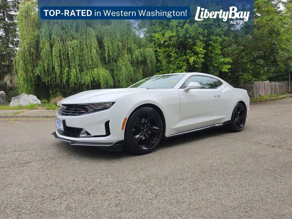 Used 2022 Chevrolet Camaro LT RWD image 1