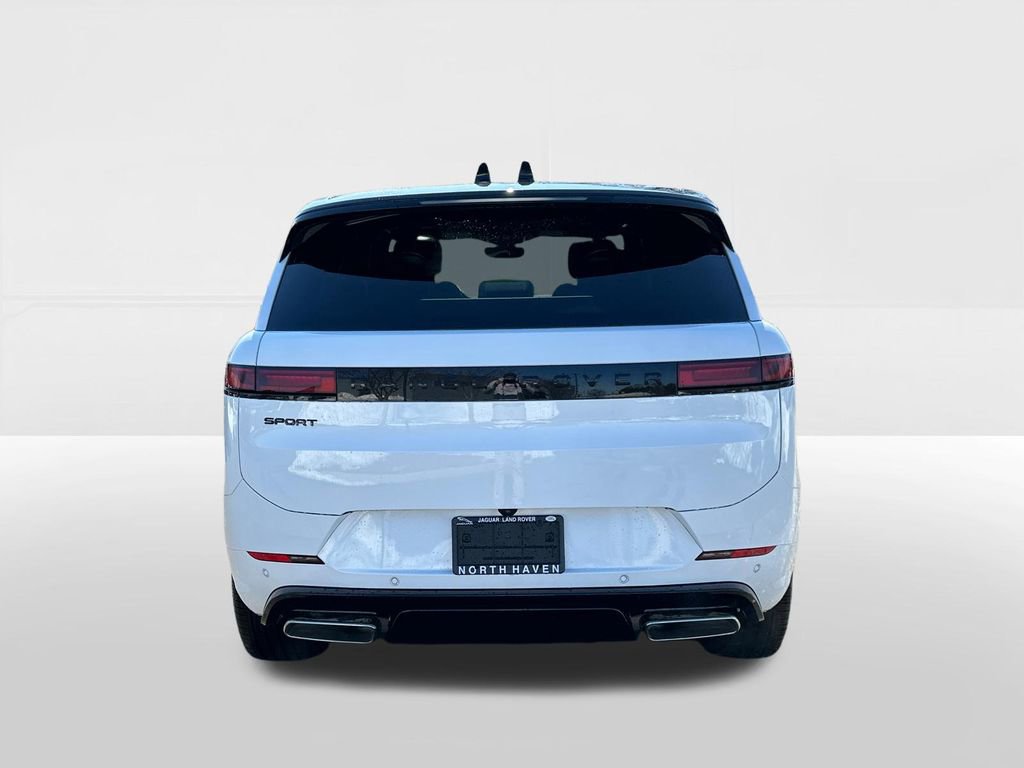 New 2026 Land Rover Range Rover Sport Dynamic SE image 3
