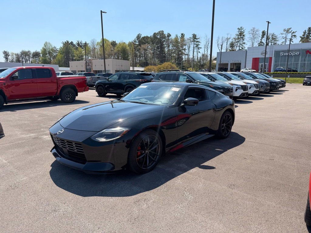 Used 2024 Nissan Z Performance w/ Floor Mat Package image 1