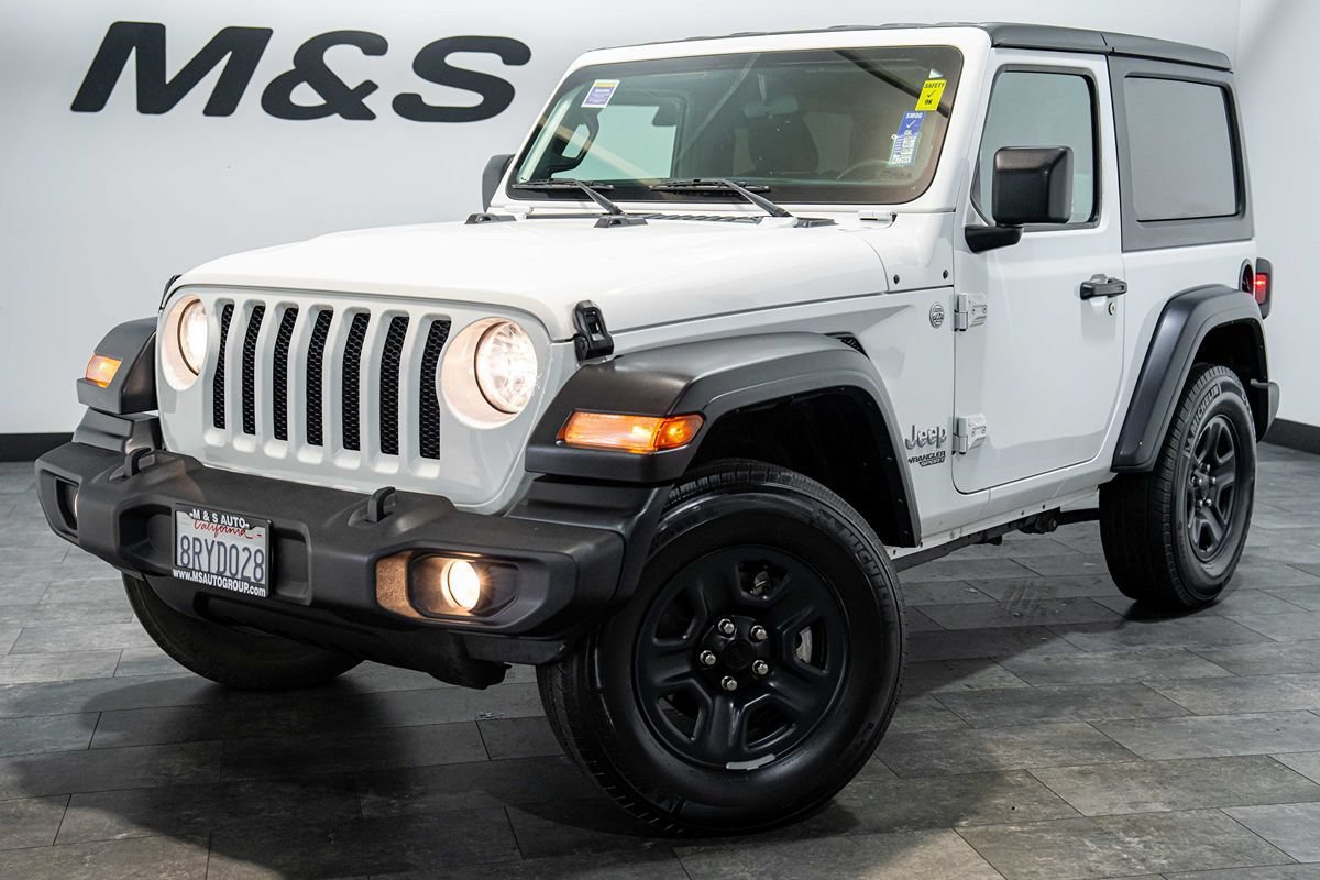 Used 2020 Jeep Wrangler Sport AWD/4WD image 2