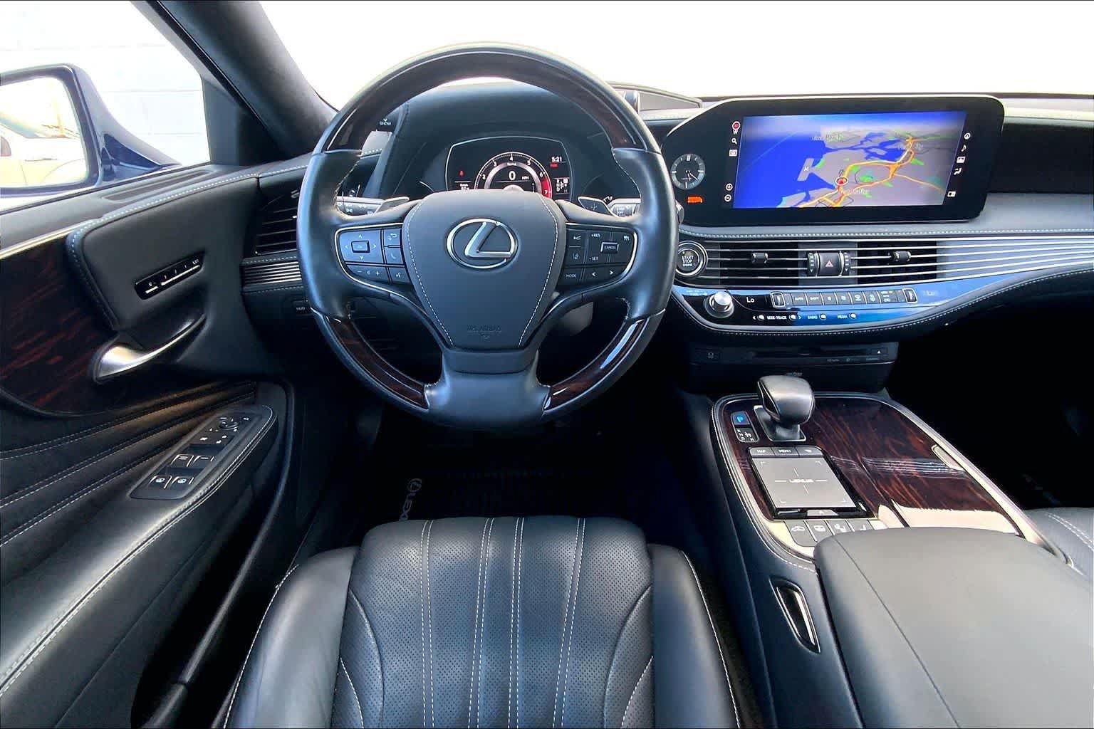 Used 2022 Lexus LS 500 w/ Luxury Package RWD image 14