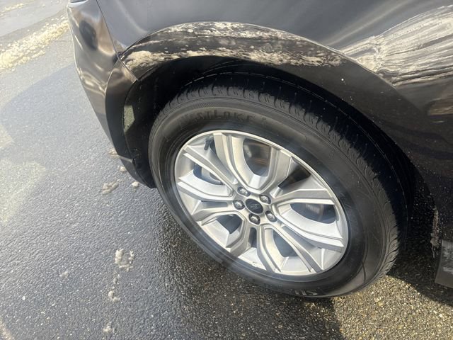 Used 2023 Ford Edge Titanium image 34