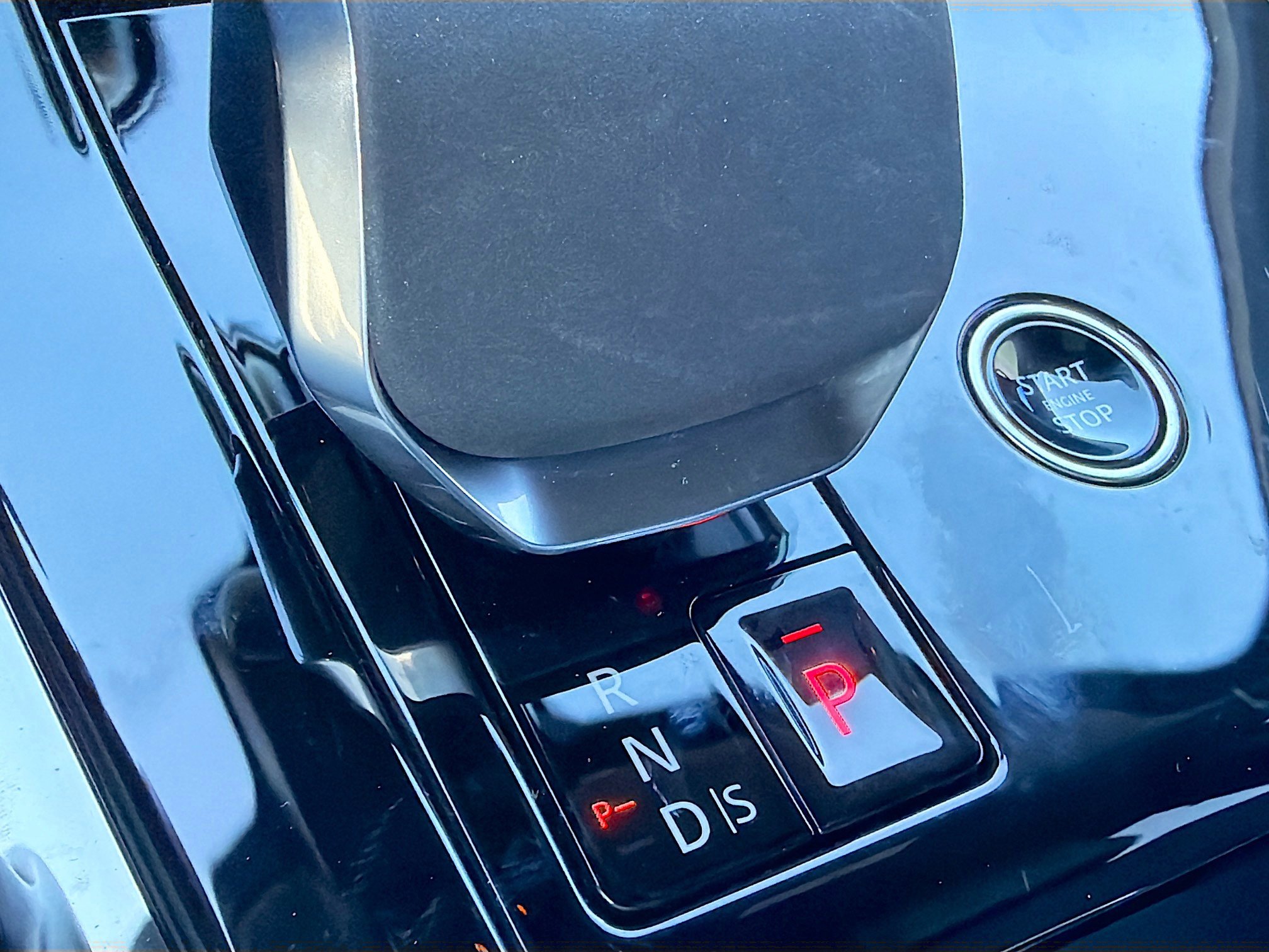 Used 2024 Land Rover Range Rover Sport SE image 30