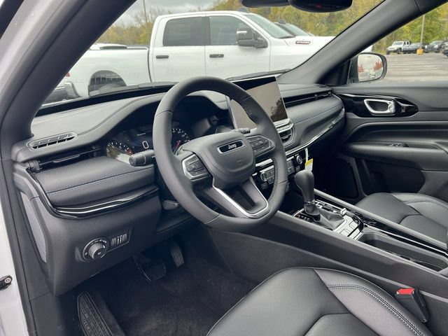Used 2026 Jeep Compass Limited AWD/4WD image 10