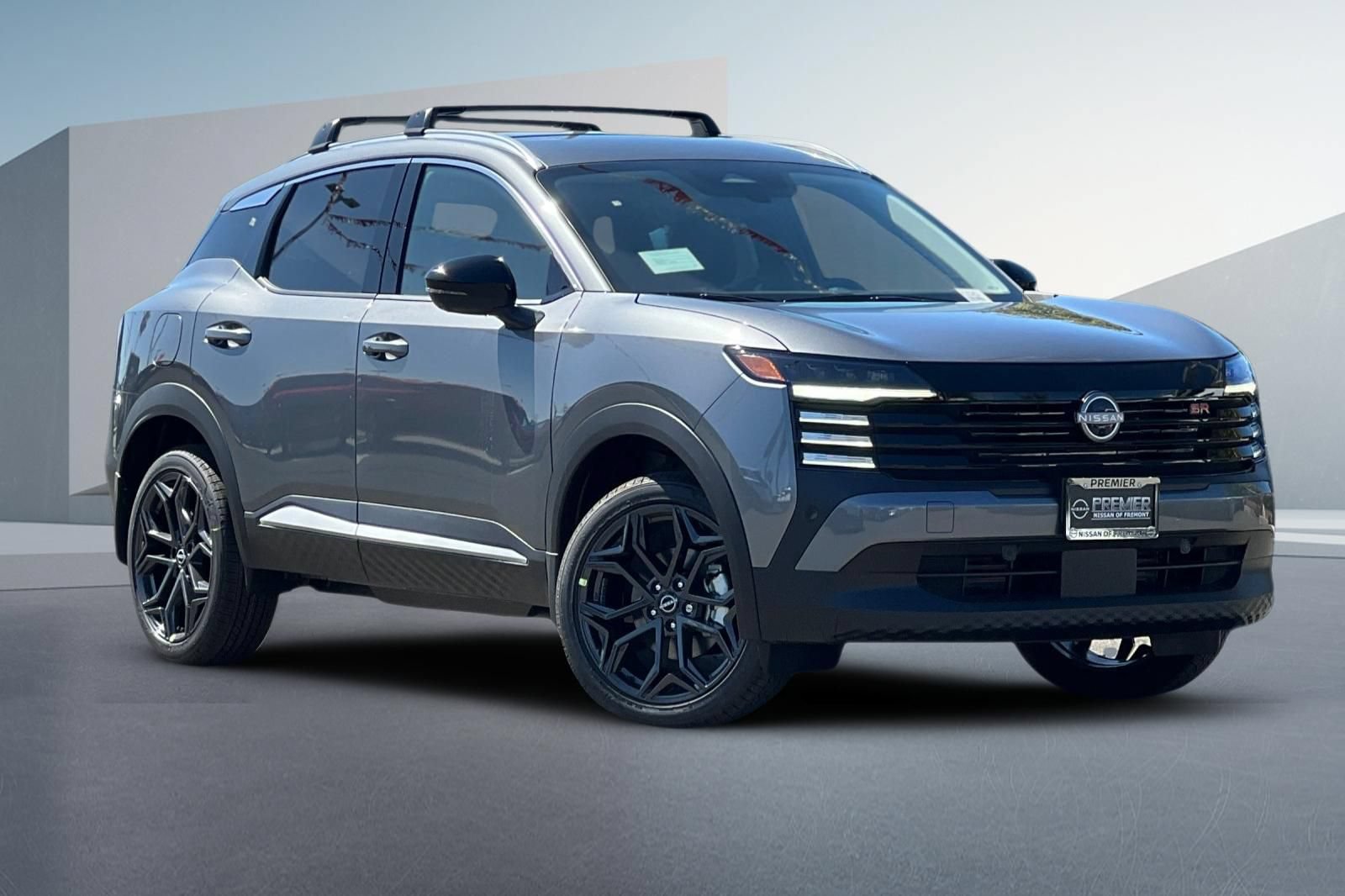 New 2027 Nissan Kicks SR FWD image 2