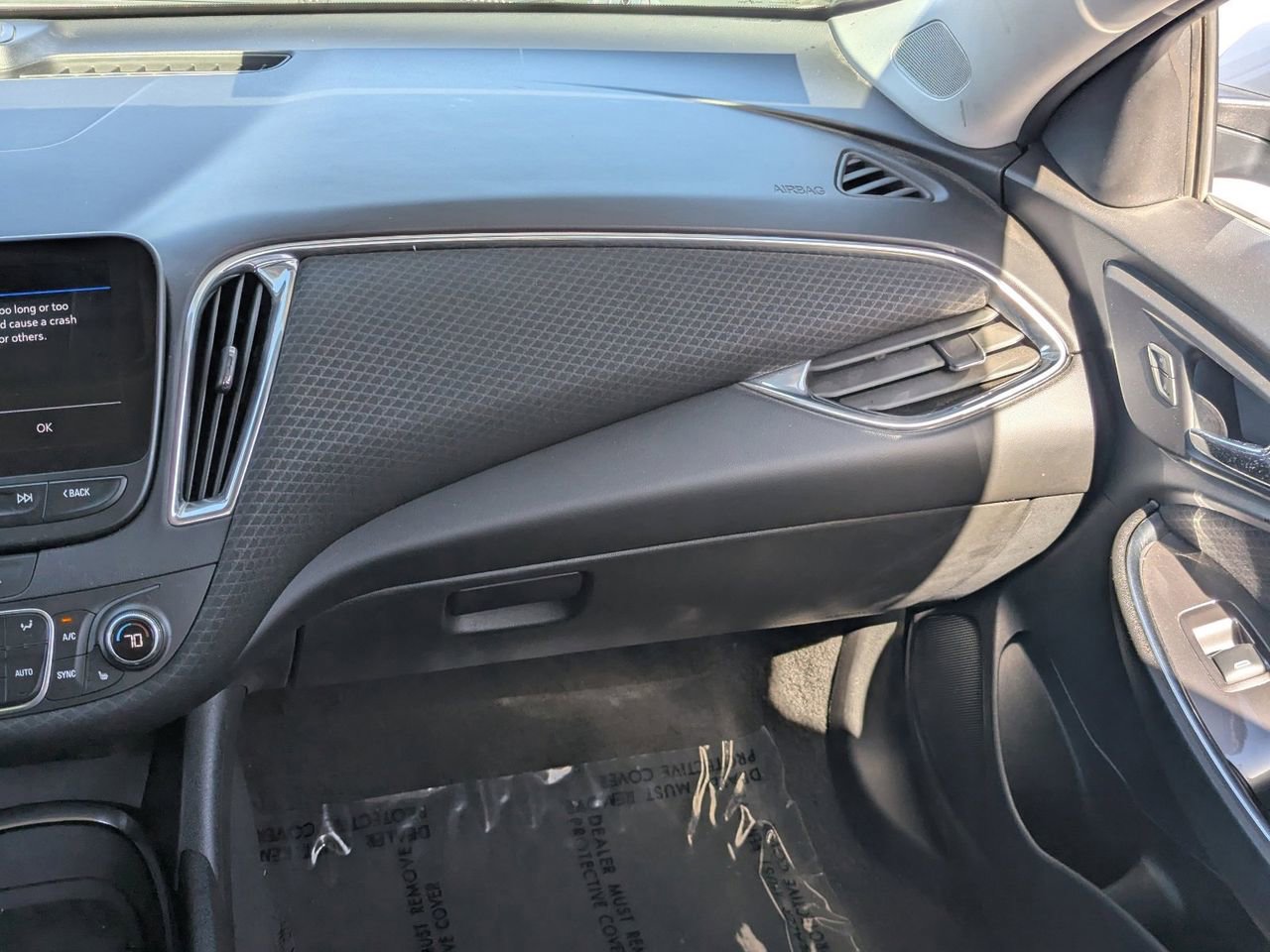 Used 2020 Chevrolet Malibu LT FWD image 13