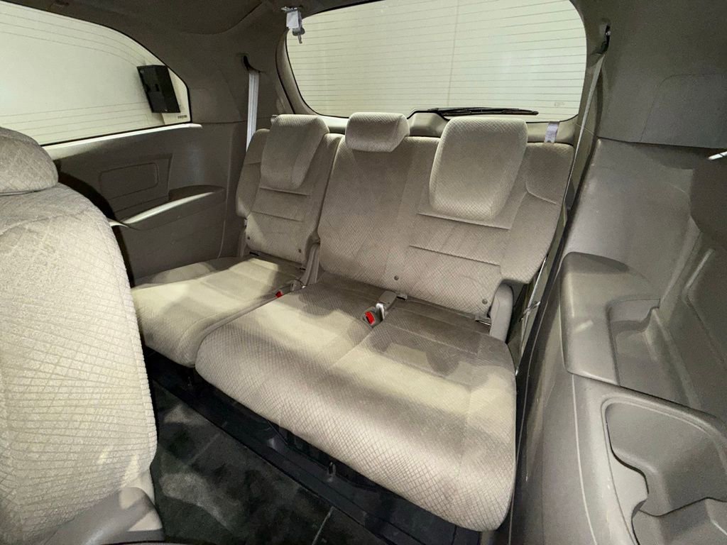 Used 2015 Honda Odyssey EX image 21