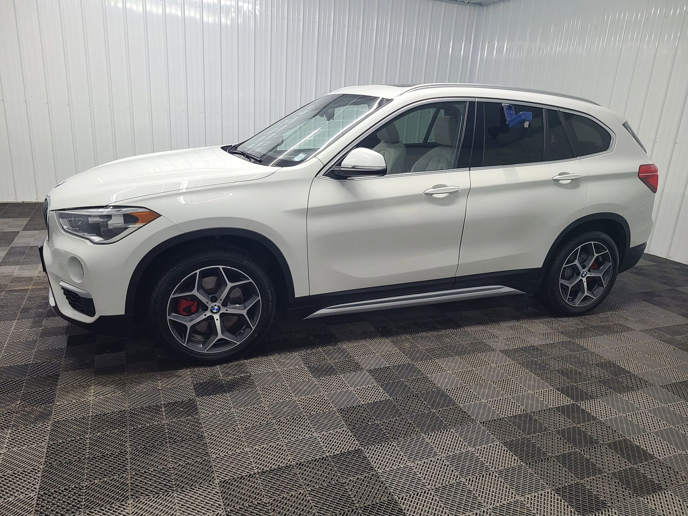 Used 2018 BMW X1 xDrive28i w/ Convenience Package image 8
