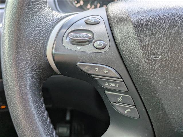 Used 2020 Nissan Pathfinder SV AWD/4WD image 5