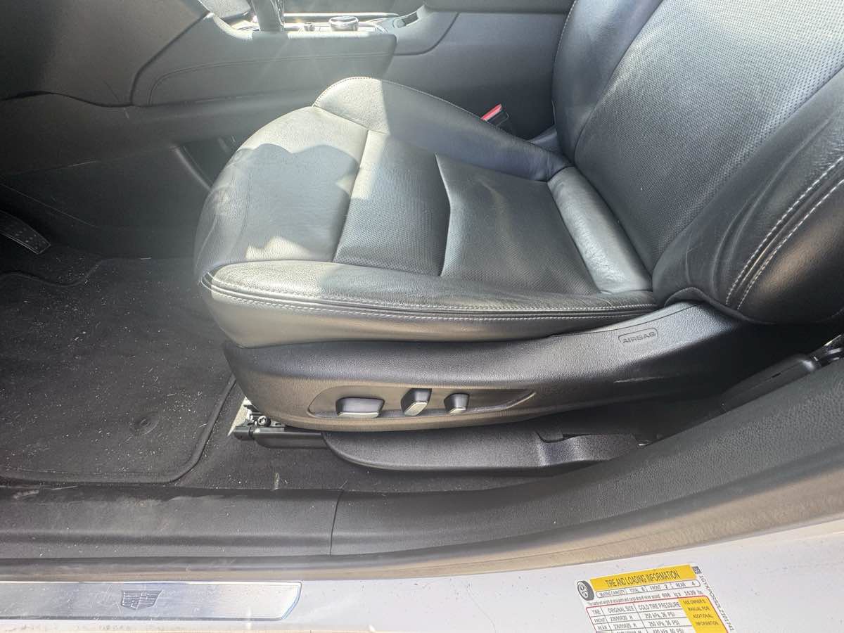Used 2020 Cadillac XT6 Premium Luxury FWD image 15