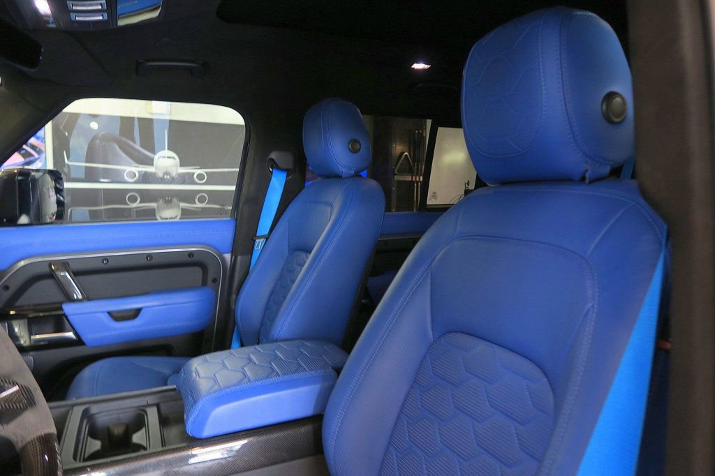 Used 2024 Land Rover Defender 110 X-Dynamic SE image 14