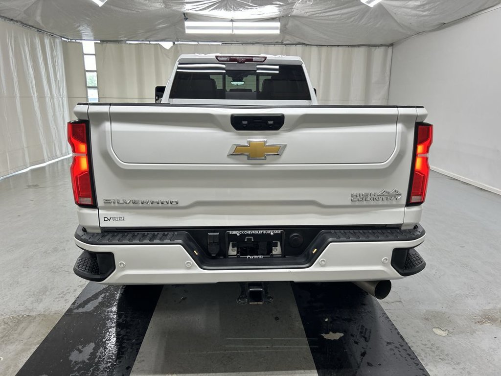Used 2024 Chevrolet Silverado 3500 High Country w/ High Country Premium Package AWD/4WD image 22