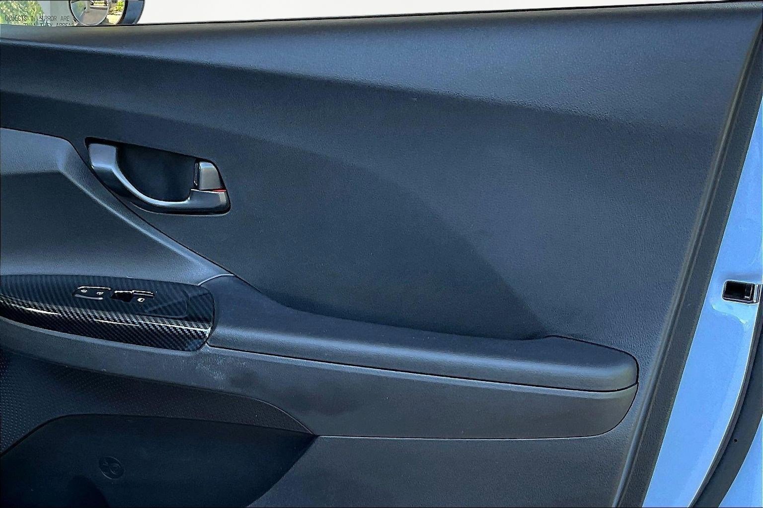 Used 2022 Hyundai Veloster N FWD image 26