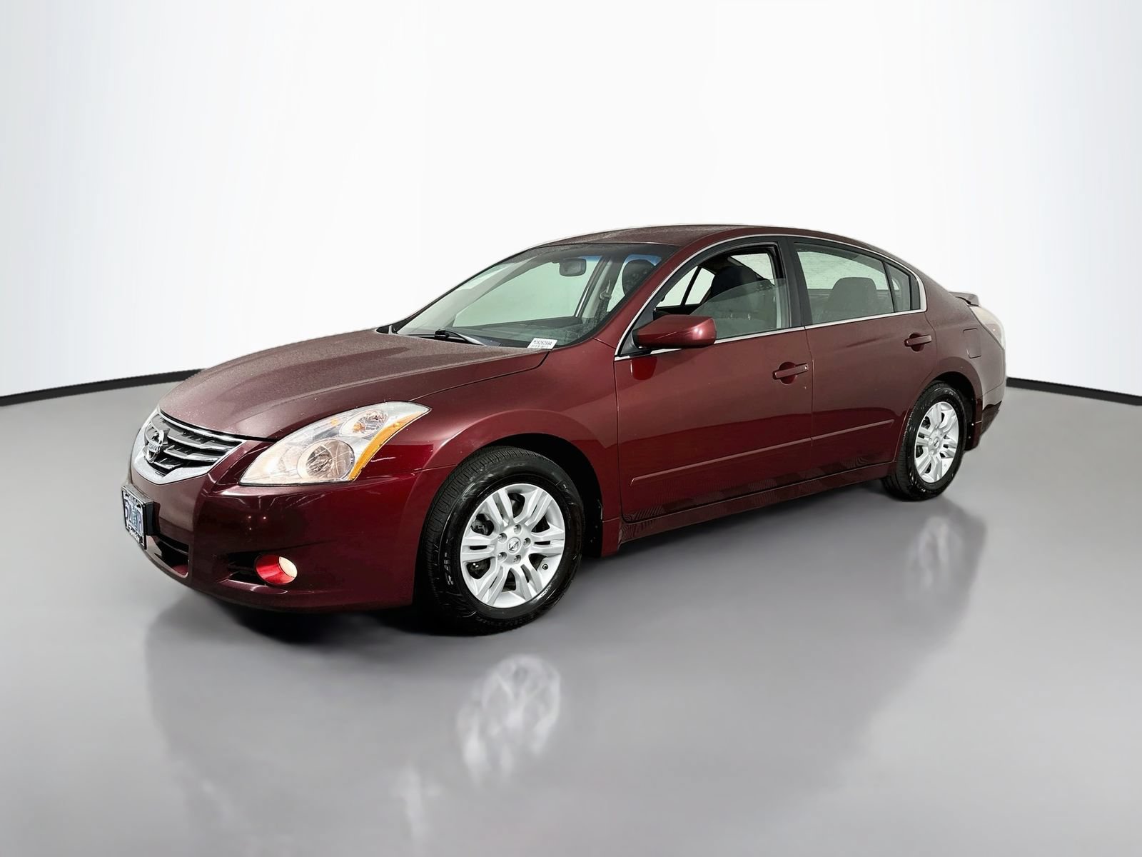 Used 2012 Nissan Altima 2.5 S w/ 20th Anniversary Pkg FWD image 3