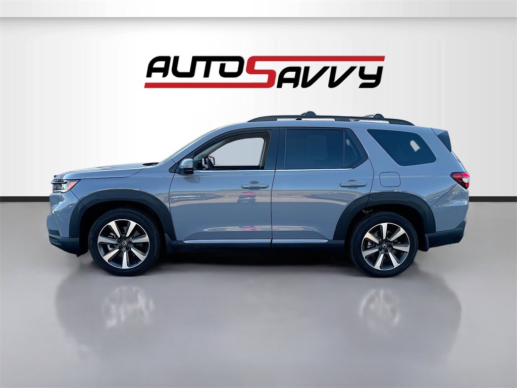 Used 2023 Honda Pilot Elite image 4