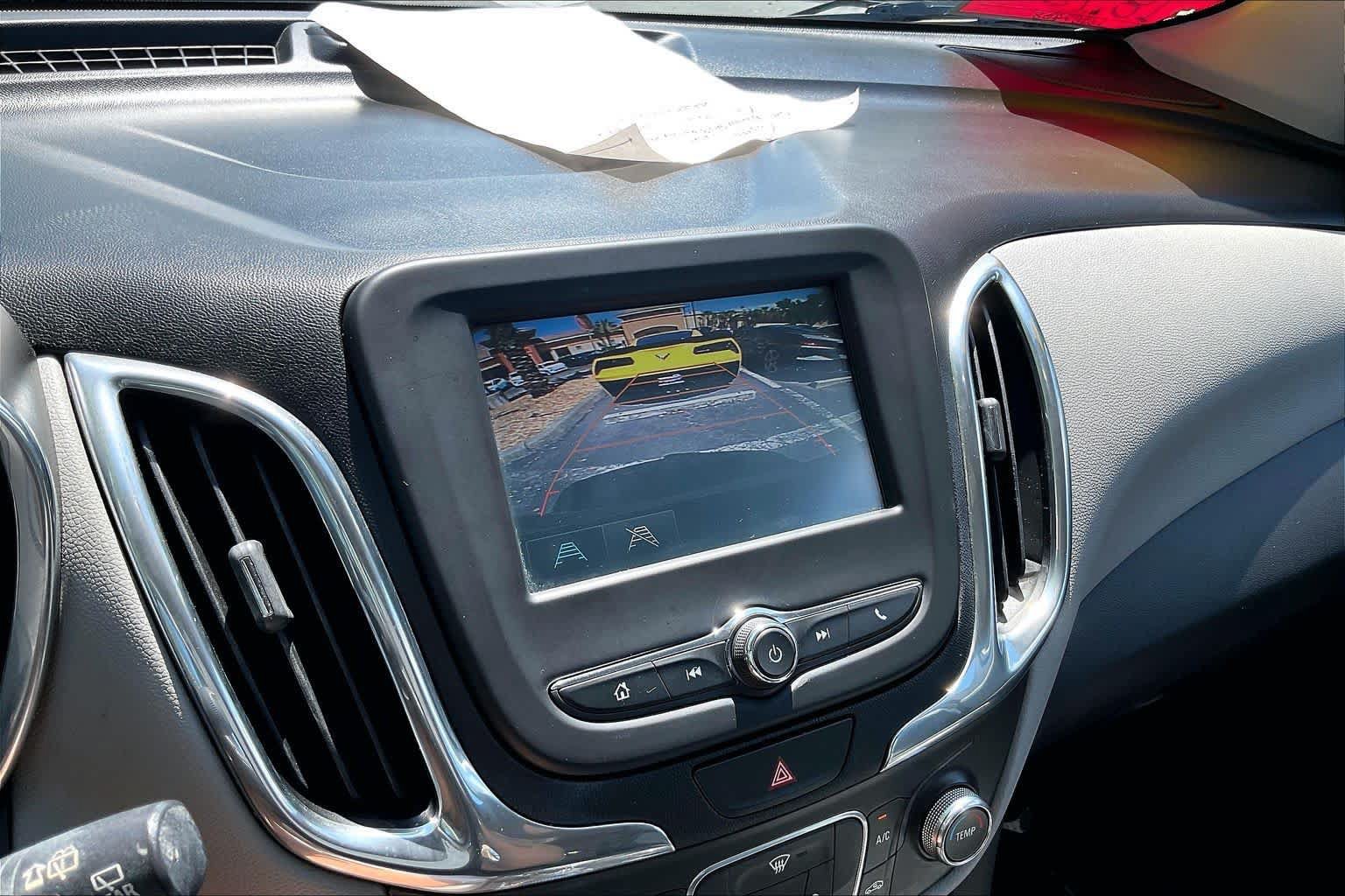 Used 2018 Chevrolet Equinox LS FWD image 21