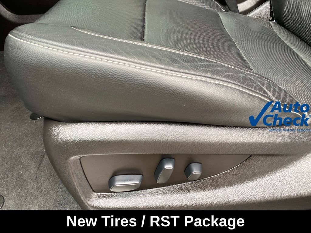 Used 2019 Chevrolet Tahoe Premier w/ RST 6.2L Performance Edition AWD/4WD image 25