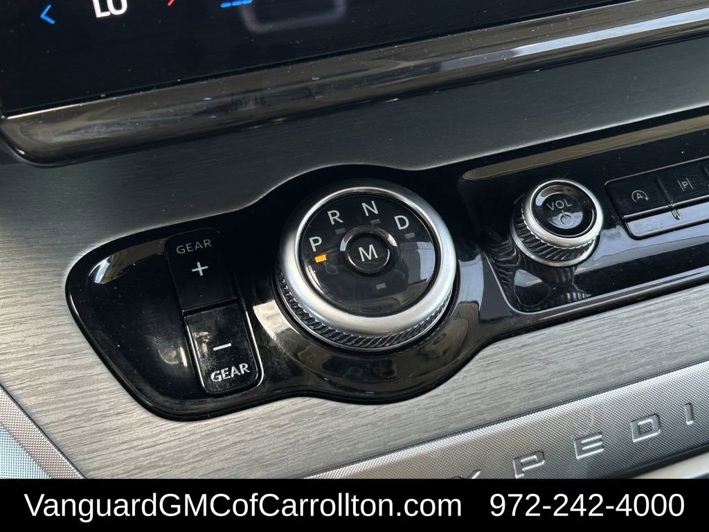 Used 2025 Ford Expedition Max Platinum image 20