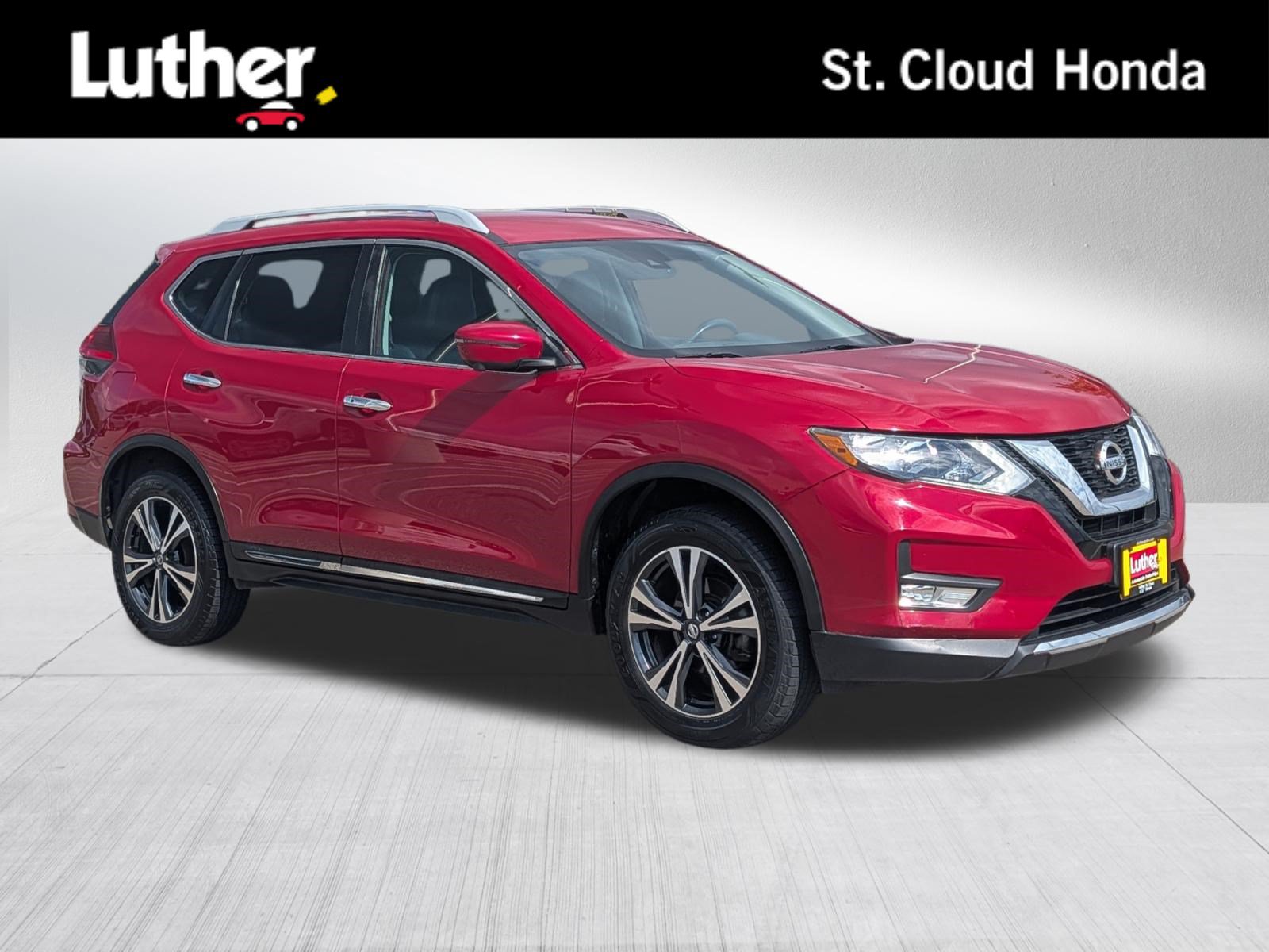 Used 2017 Nissan Rogue SL