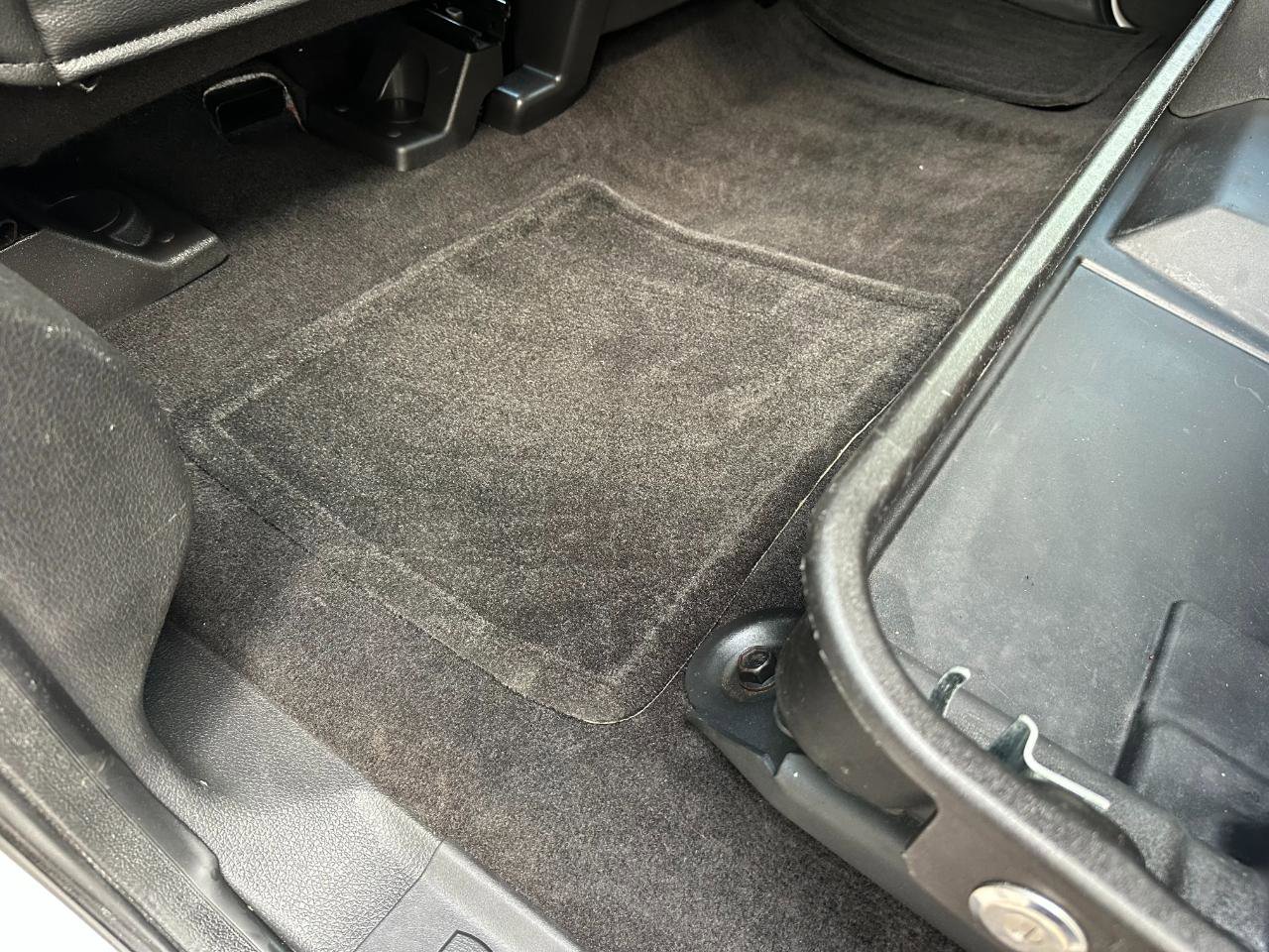 Used 2016 Ford F250 Lariat w/ Chrome Package image 20