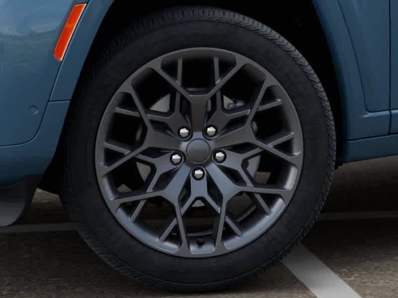 New 2026 Jeep Grand Cherokee Summit w/ Obsidian Package AWD/4WD image 8