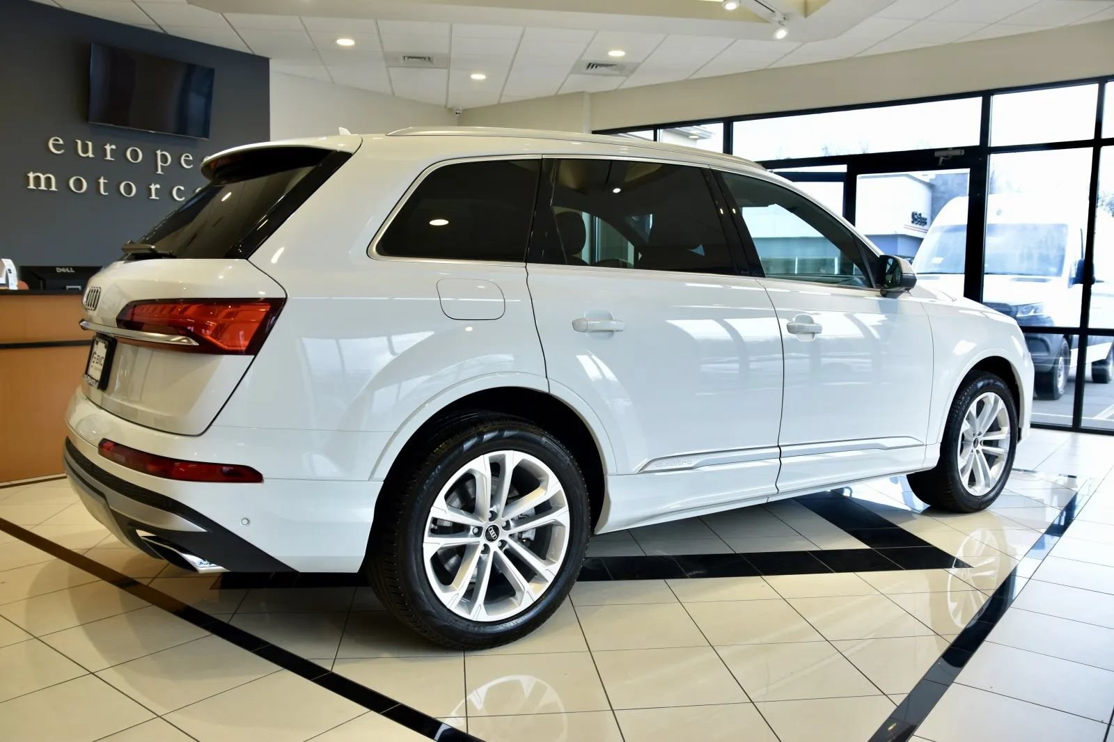 Used 2025 Audi Q7 3.0T Premium Plus AWD/4WD image 6