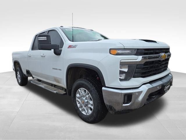 New 2026 Chevrolet Silverado 3500 LT w/ All Star Edition AWD/4WD image 1