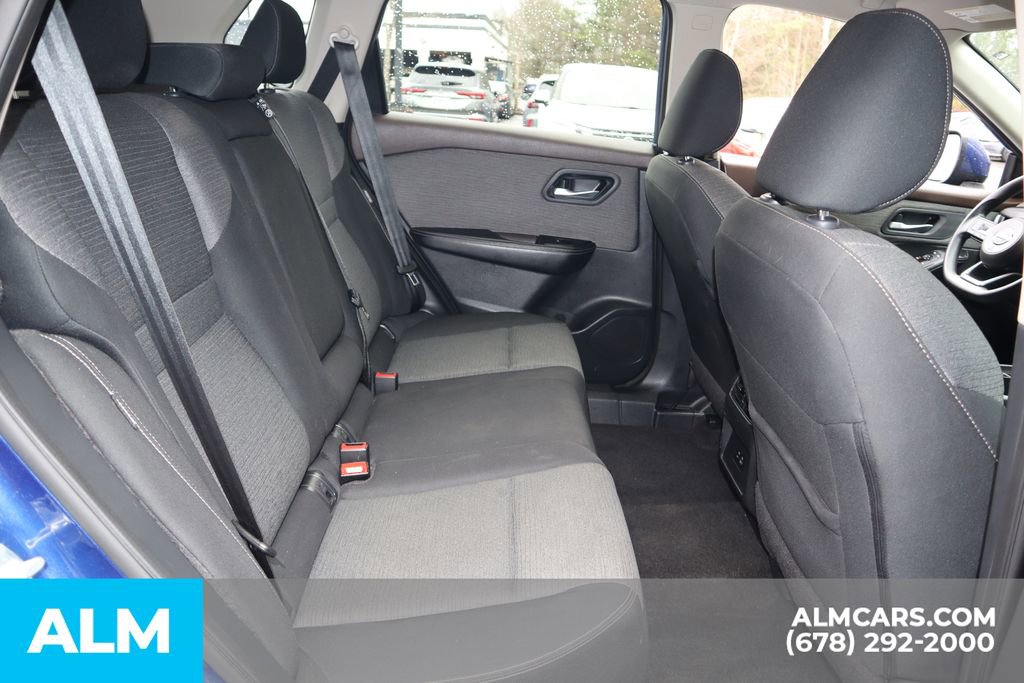 Used 2023 Nissan Rogue SV image 22