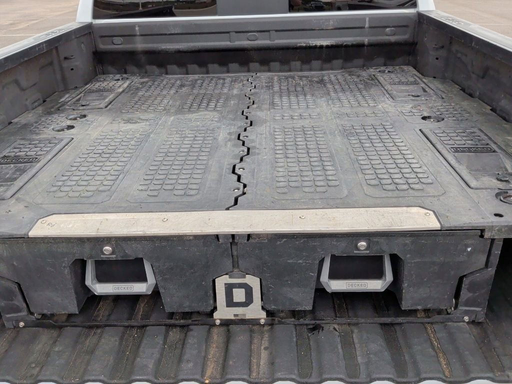 Used 2024 GMC Sierra 1500 AT4 w/ Technology Package image 44