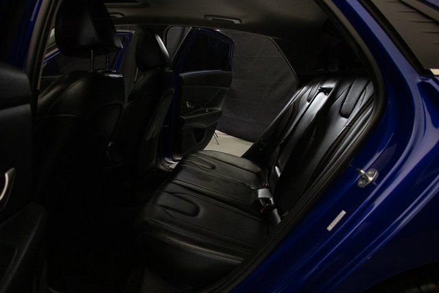 Used 2023 Hyundai Elantra Limited w/ Cargo Package FWD image 21