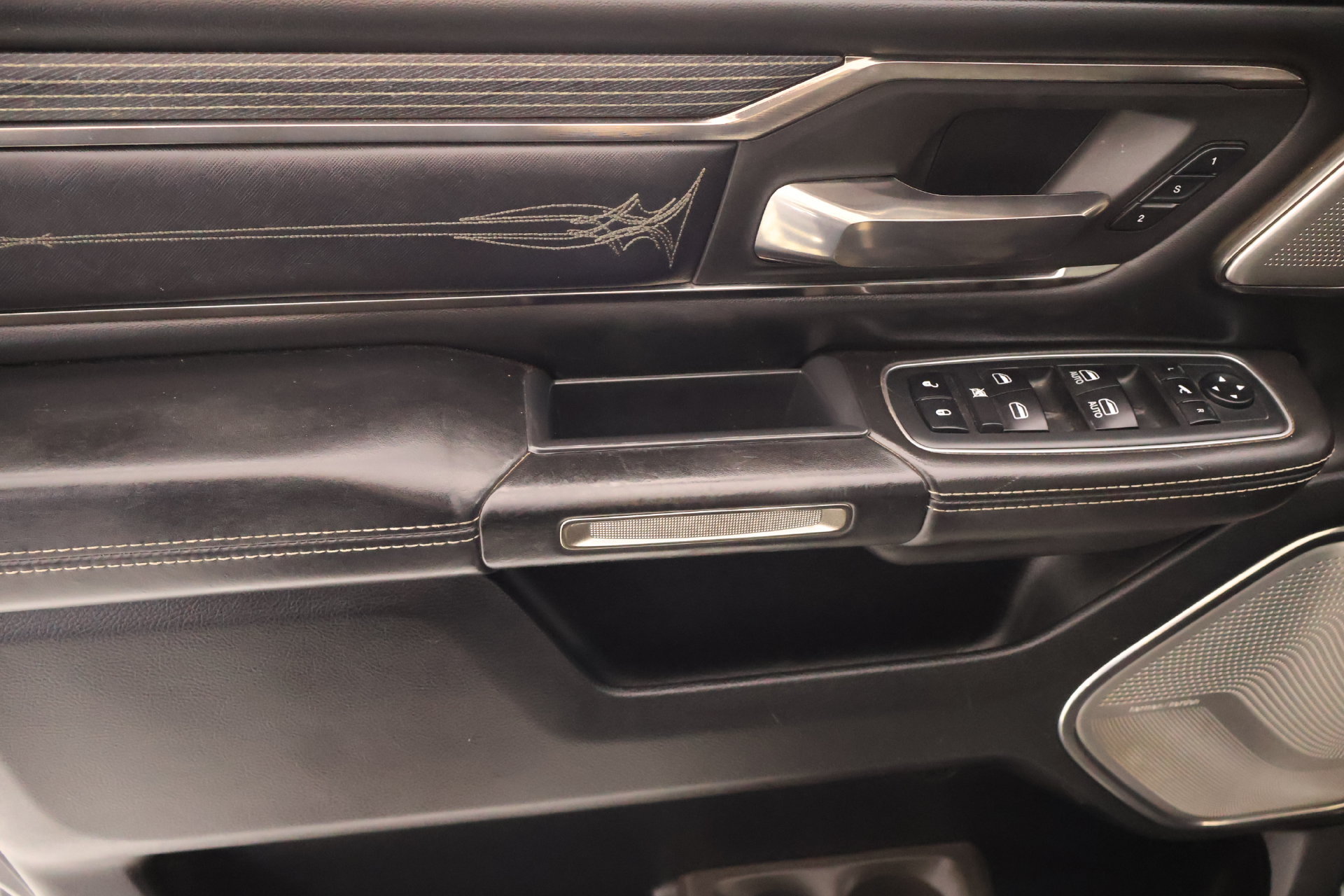 Used 2020 RAM 1500 Limited AWD/4WD image 17