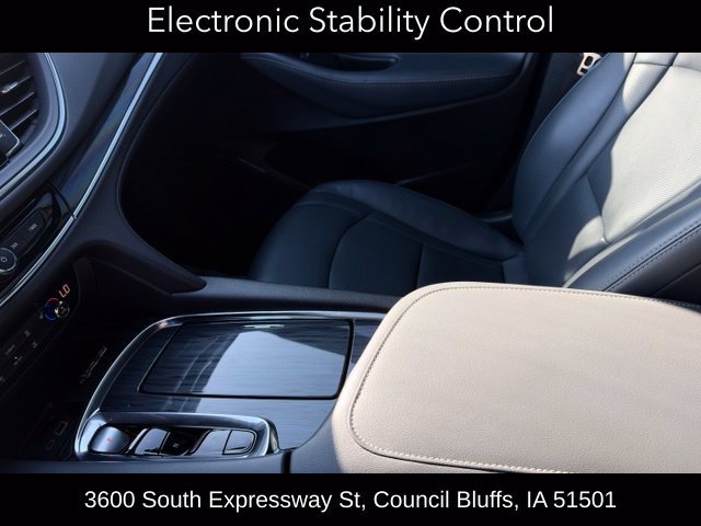 Used 2023 Buick Enclave Essence AWD/4WD image 26