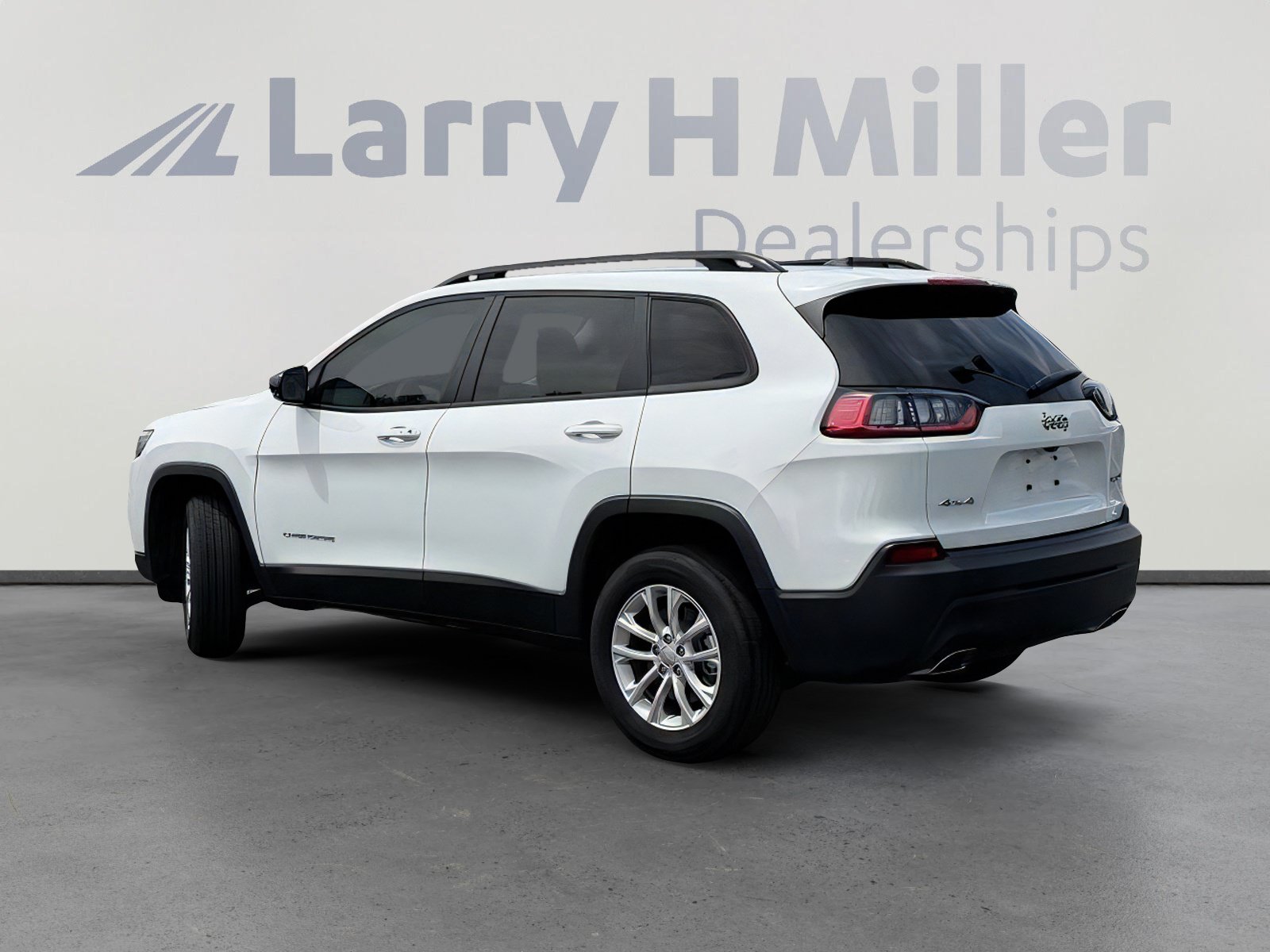 Used 2022 Jeep Cherokee Latitude Lux AWD/4WD image 4