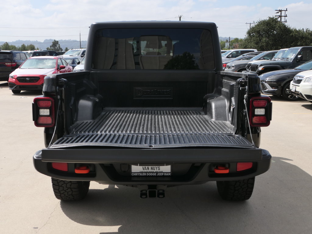 Certified 2026 Jeep Gladiator Mojave AWD/4WD image 7