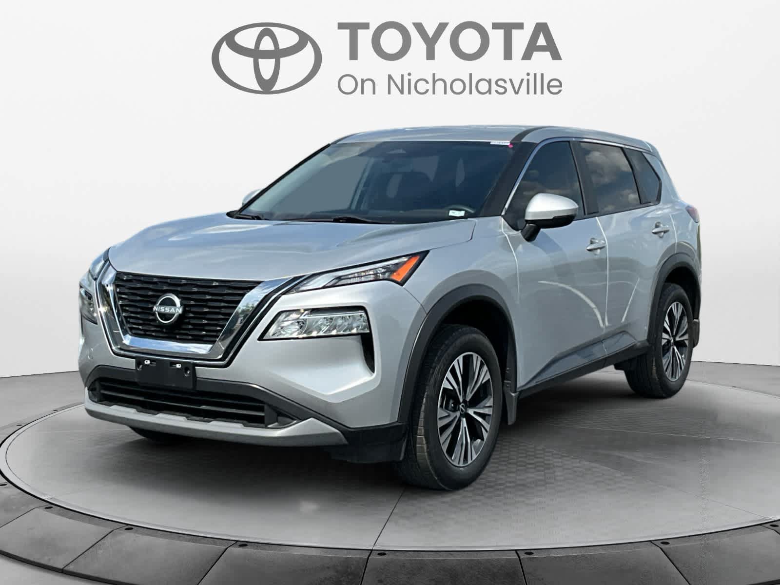 Used 2023 Nissan Rogue SV