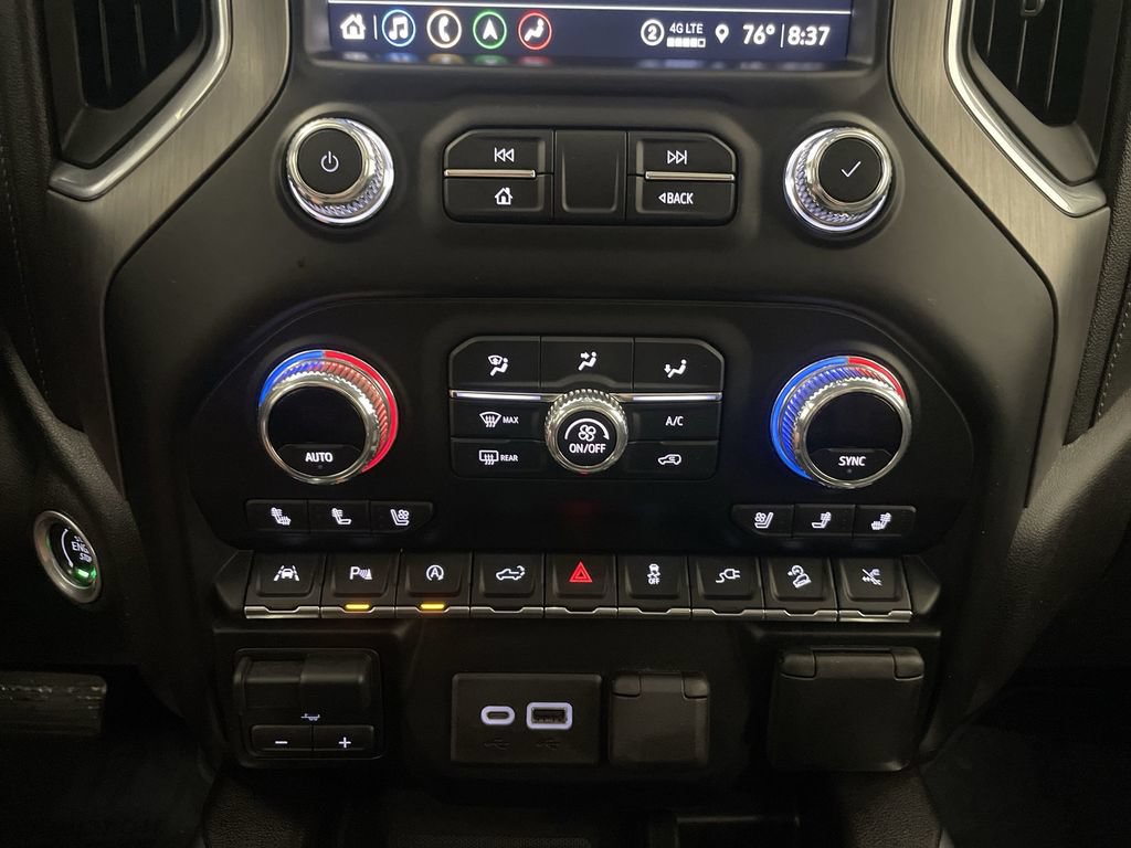 Used 2021 GMC Sierra 1500 Denali w/ Denali Ultimate Package AWD/4WD image 12