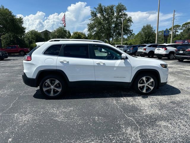 Used 2019 Jeep Cherokee Limited w/ Technology Group FWD image 13