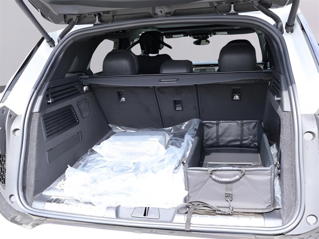 New 2025 Land Rover Range Rover Sport Dynamic SE image 38