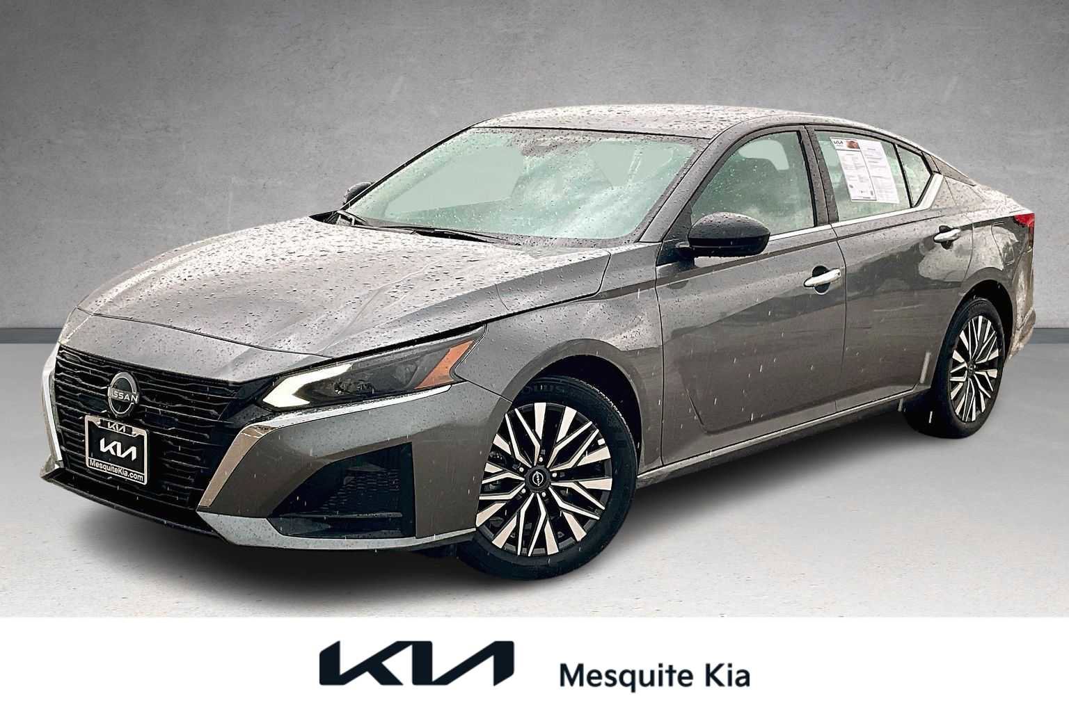 Used 2025 Nissan Altima 2.5 SV