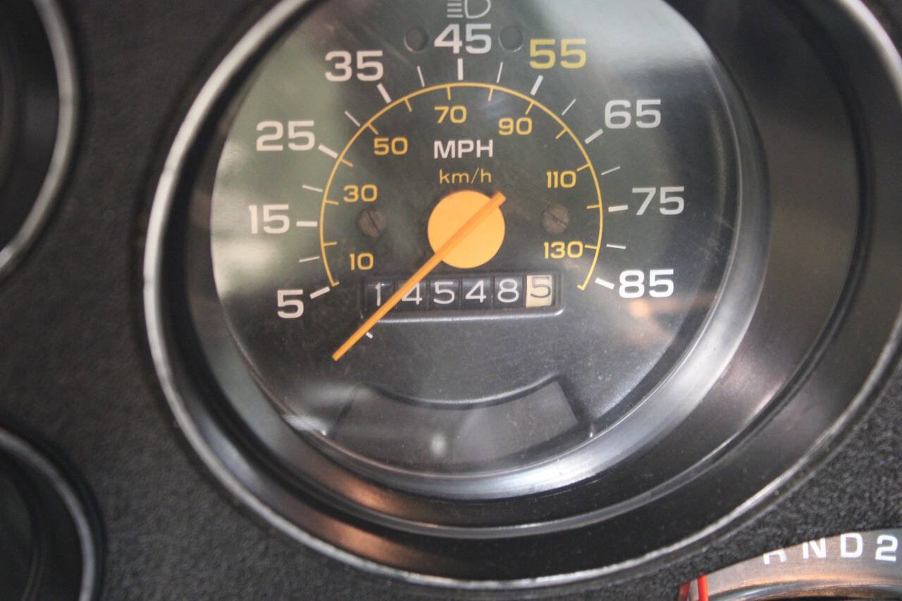 Used 1986 GMC Sierra 1500 2WD Regular Cab image 38