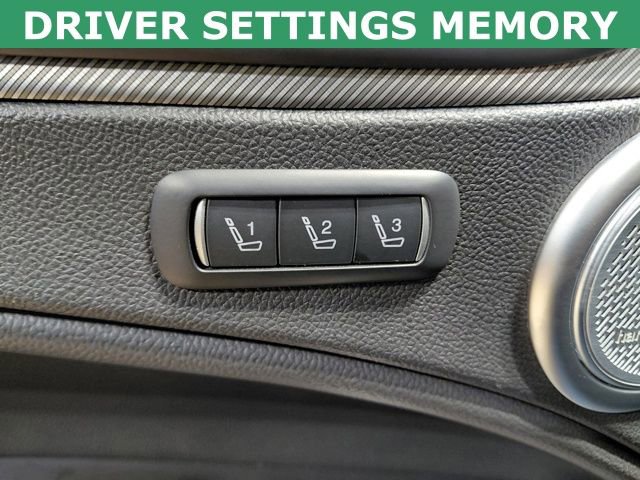 Used 2024 Alfa Romeo Stelvio Veloce image 13