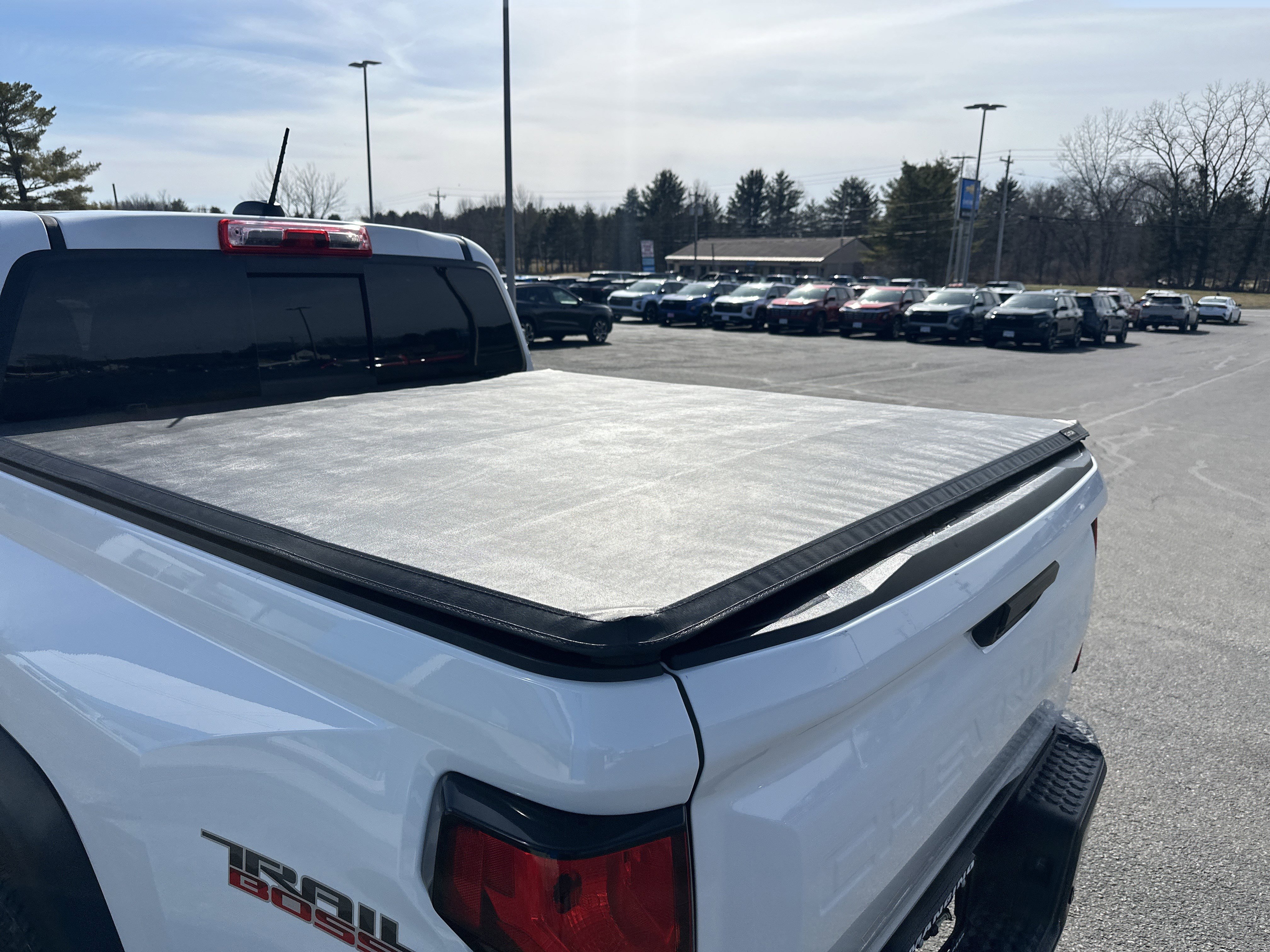 Certified 2023 Chevrolet Colorado Trail Boss w/ Technology Package image 6