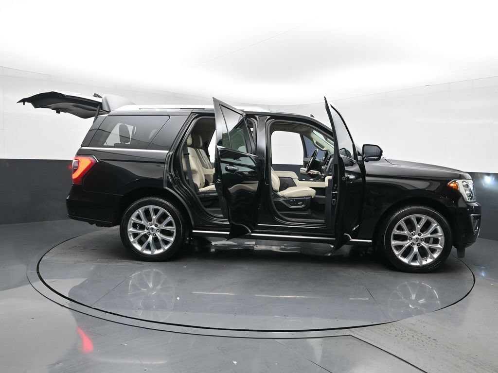 Used 2018 Ford Expedition Platinum AWD/4WD image 30