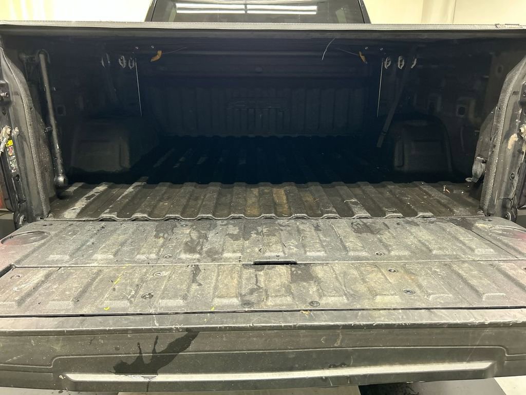 Used 2023 GMC Sierra 1500 AT4 image 21