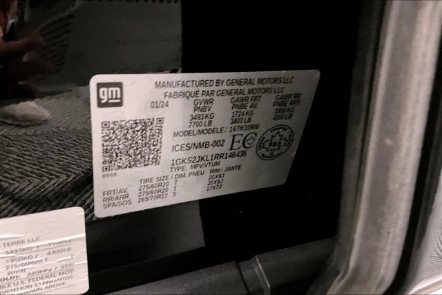 Used 2024 GMC Yukon XL Denali AWD/4WD image 42